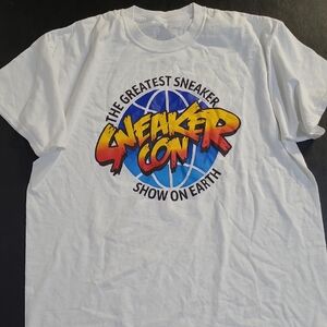 Sneaker Con Tee Shirt